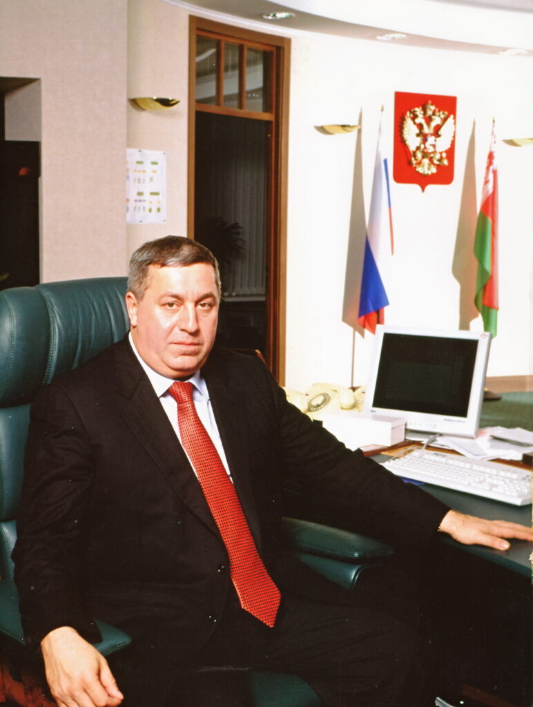 Гуцериев отметил роль Горбачева в уничтожении «сатанинского режима»